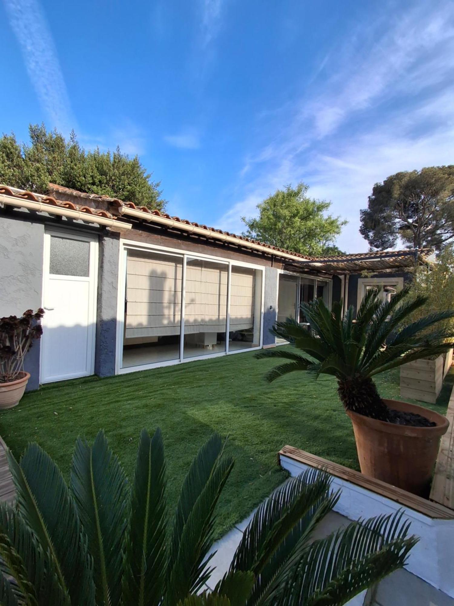 Maison Independante Avec Piscine Privative Pres De La Mer La Garde  Dış mekan fotoğraf